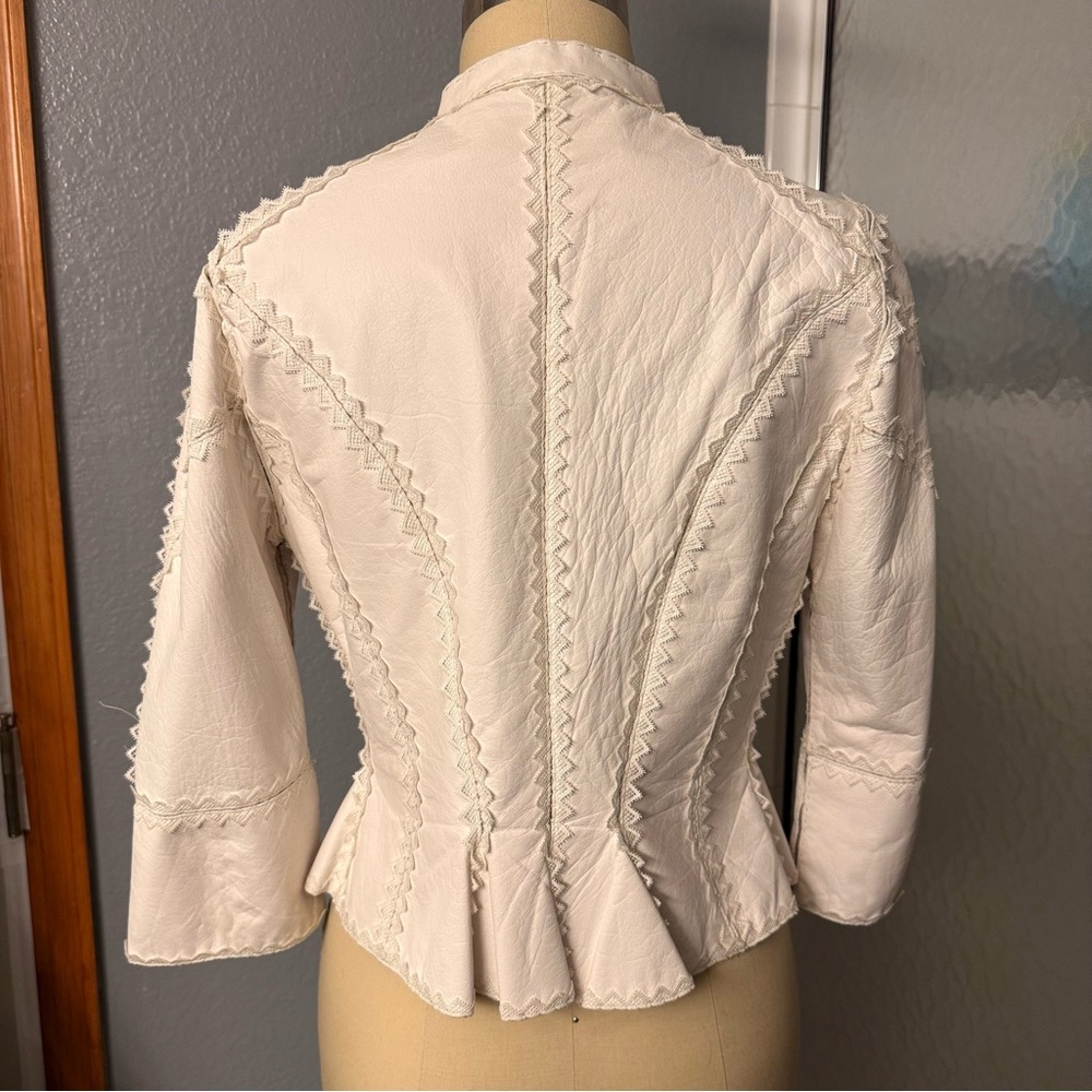 Vintage J. Mendel Cream White Tailored Leather Lace Crop Mandarin Collar Jacket - Picture 2 of 7